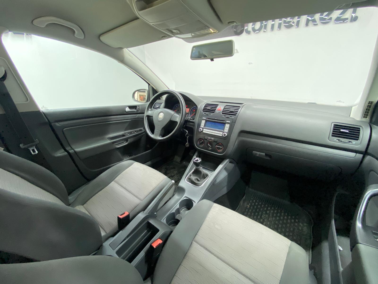 VOLKSWAGEN GOLF 15